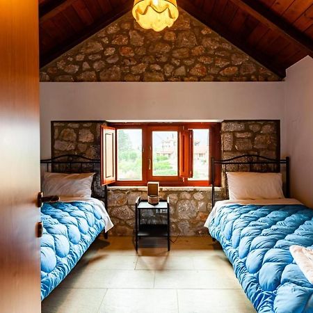 Parálion Ástros Stone Villas Dukes מראה חיצוני תמונה