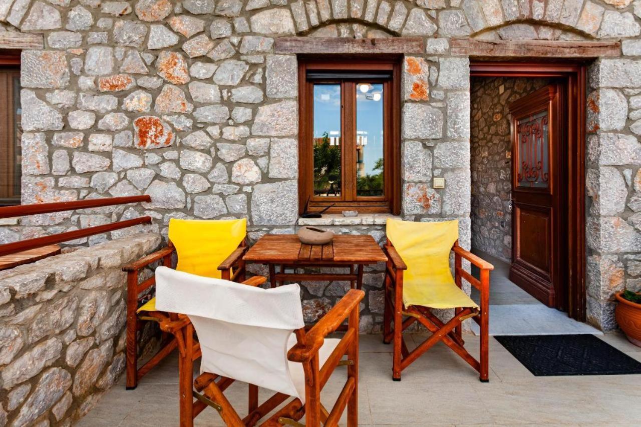 Parálion Ástros Stone Villas Dukes מראה חיצוני תמונה