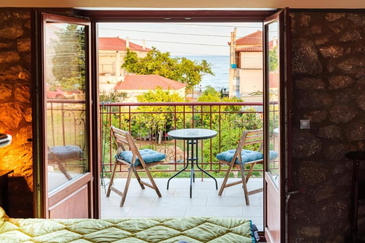 Parálion Ástros Stone Villas Dukes מראה חיצוני תמונה