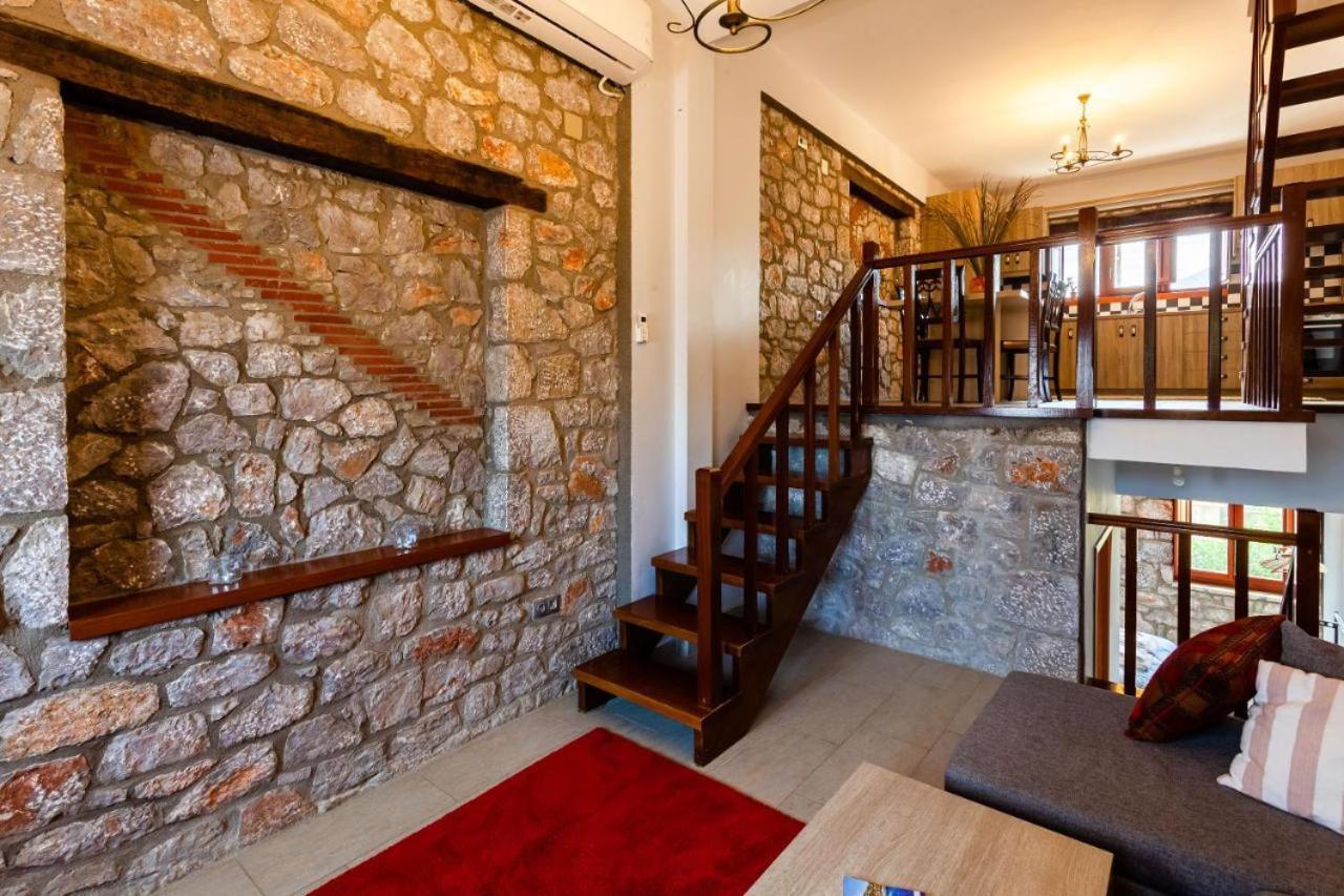 Parálion Ástros Stone Villas Dukes מראה חיצוני תמונה