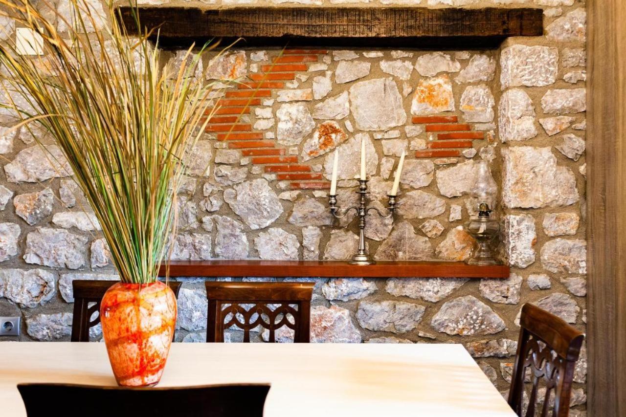Parálion Ástros Stone Villas Dukes מראה חיצוני תמונה